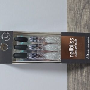 Dashing Diva NailBliss Salon Gel Nails Long Length Brand New Black Matte Silver